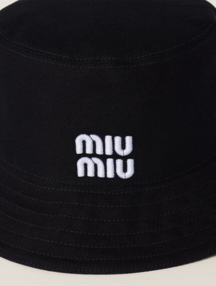 Cap Miu Miu
